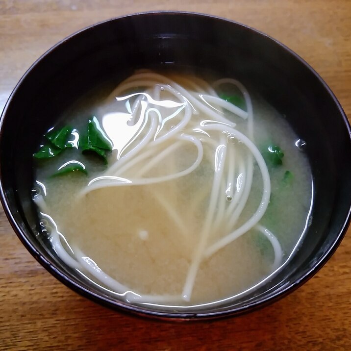 素麺と小松菜の味噌汁